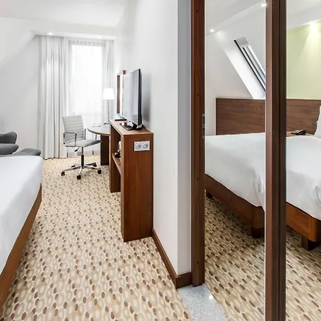 Hampton By Hilton Oliwa Hotel 3*