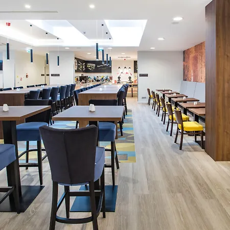 Hampton By Hilton Oliwa 格但斯克