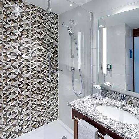 Hotel Hampton By Hilton Oliwa