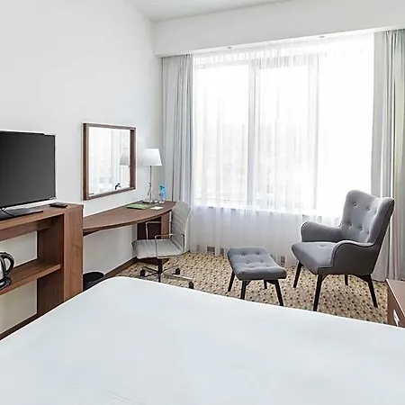 酒店 Hampton By Hilton Oliwa 3*