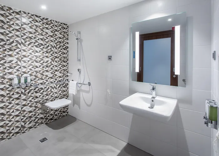 Hotel Hampton By Hilton Oliwa