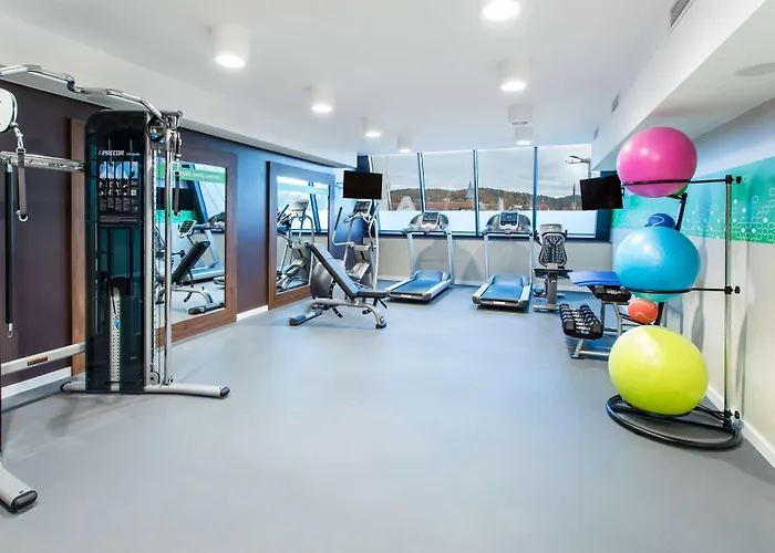 Hampton By Hilton Oliwa Hotel 3*