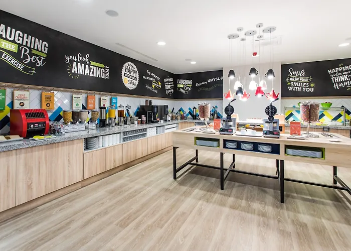 Hotel Hampton By Hilton Oliwa