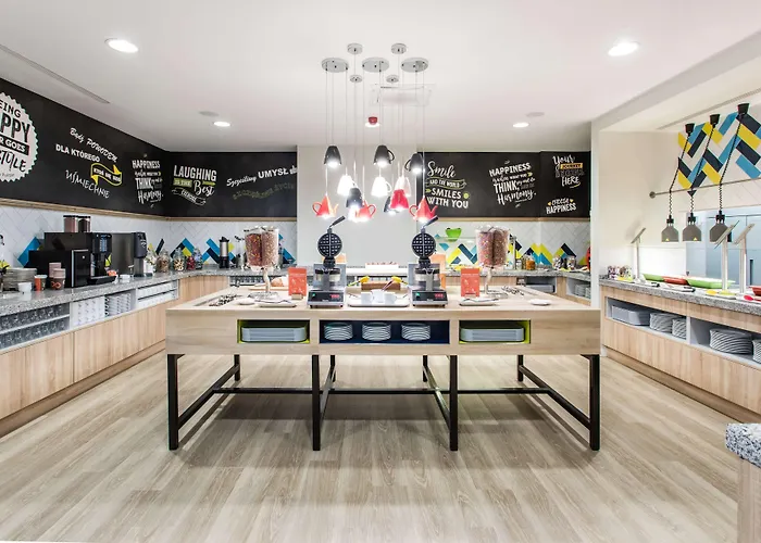 Hampton By Hilton Oliwa Hotel 3*